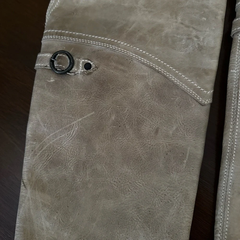 Frye Women's Beige Leather Knee-High Boots - Picture 2 of 9